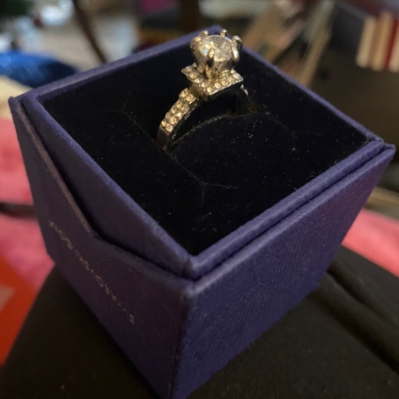 Stunning Brand New Silver CZ Ring - Picture 3 of 3